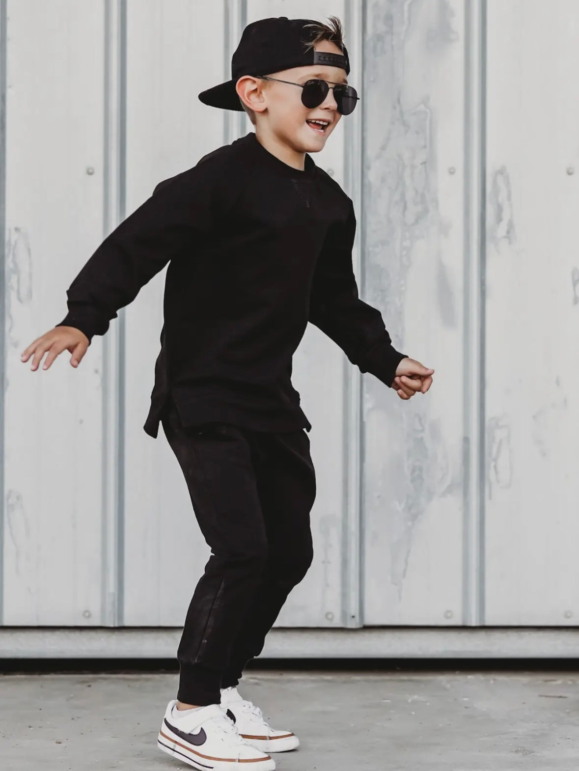 LB Pullover | Black