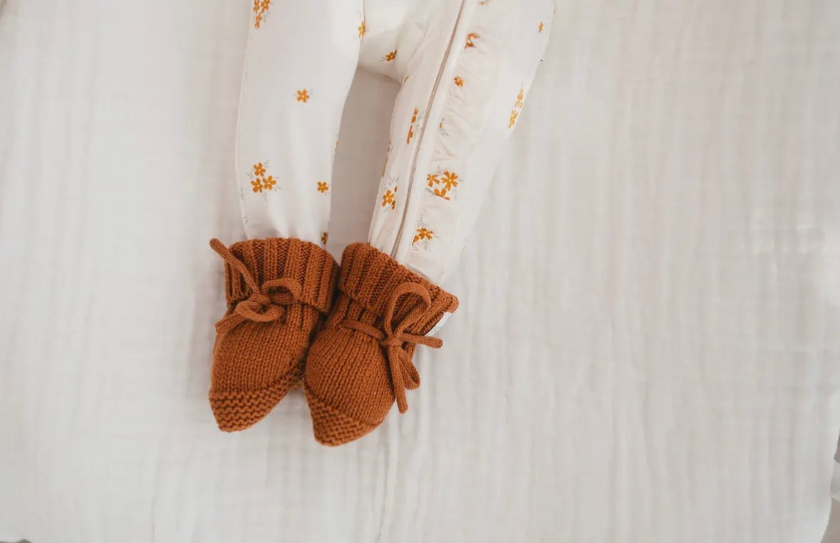 Organic Knit Booties | Caramel
