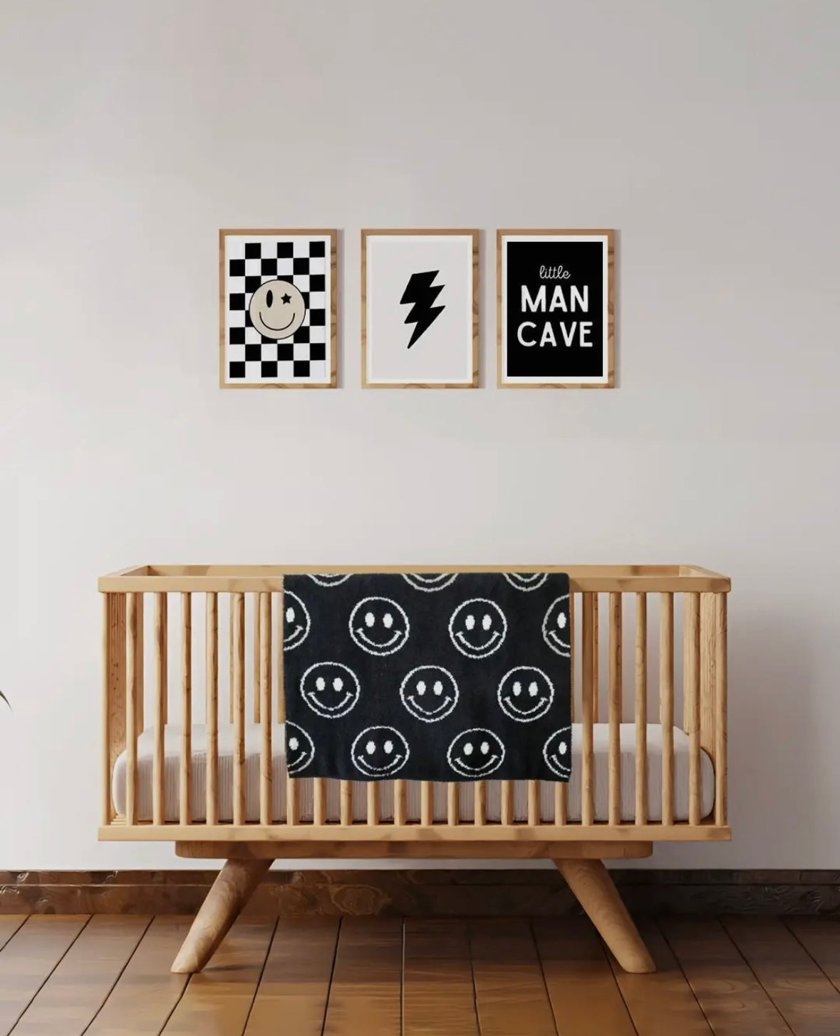 Fuzzy Blanket | Black Smiley