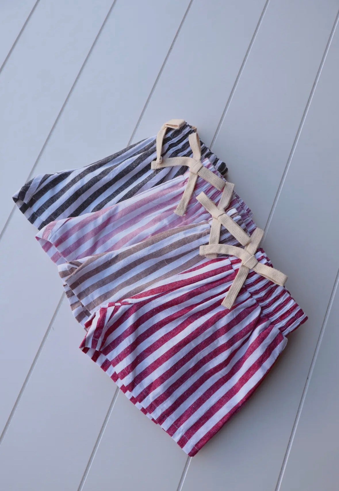 Vintage Stripe Shorts | Pink