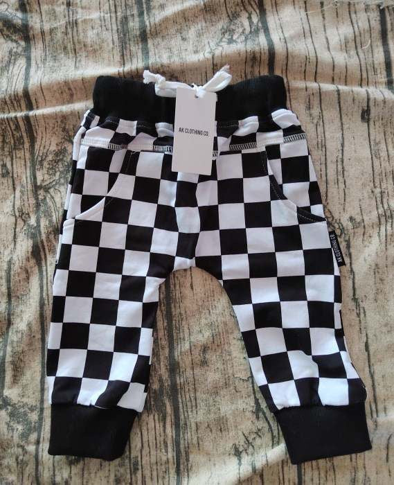 AK checker joggers