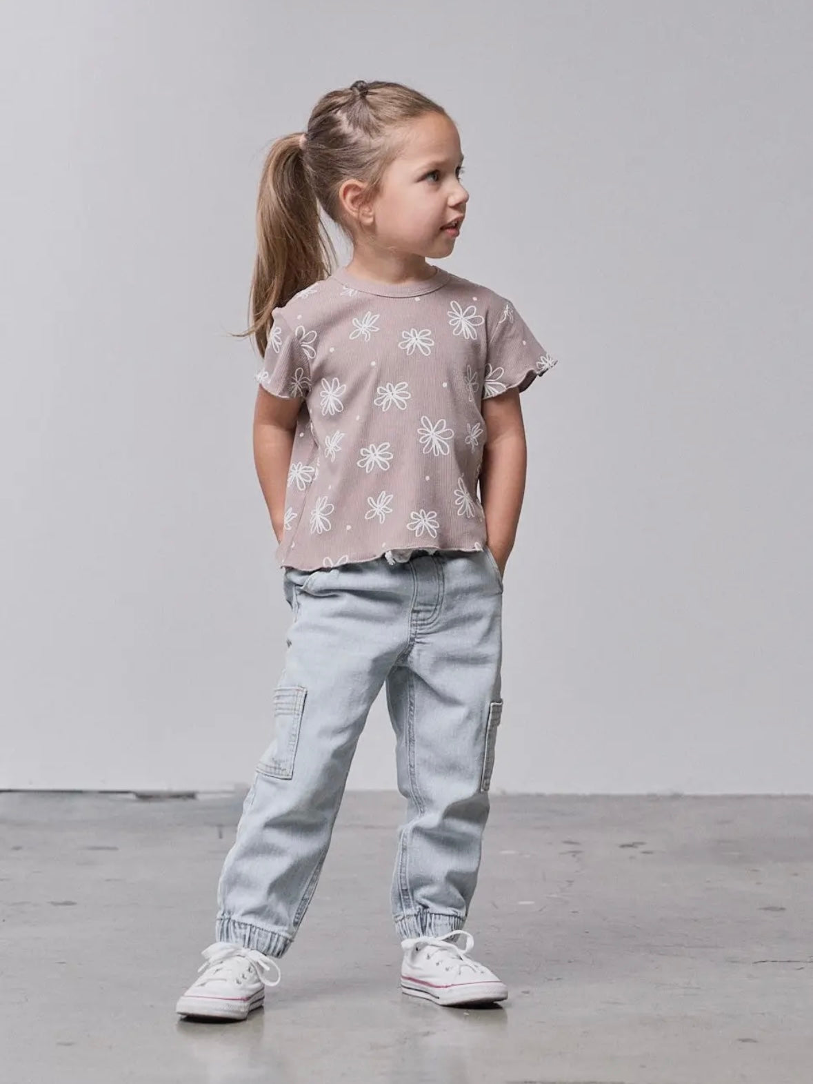LB Floral Ribbed Lettuce Trim Tee | Mushroom