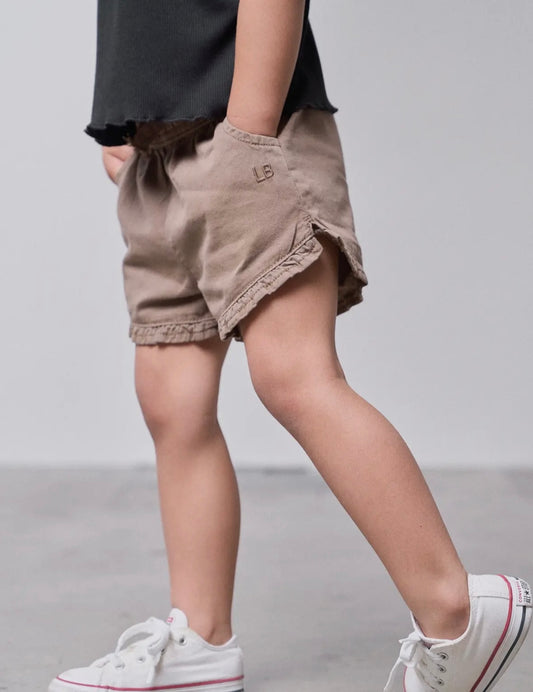 LB Ruffle Cotton Twill Short | Mushroom