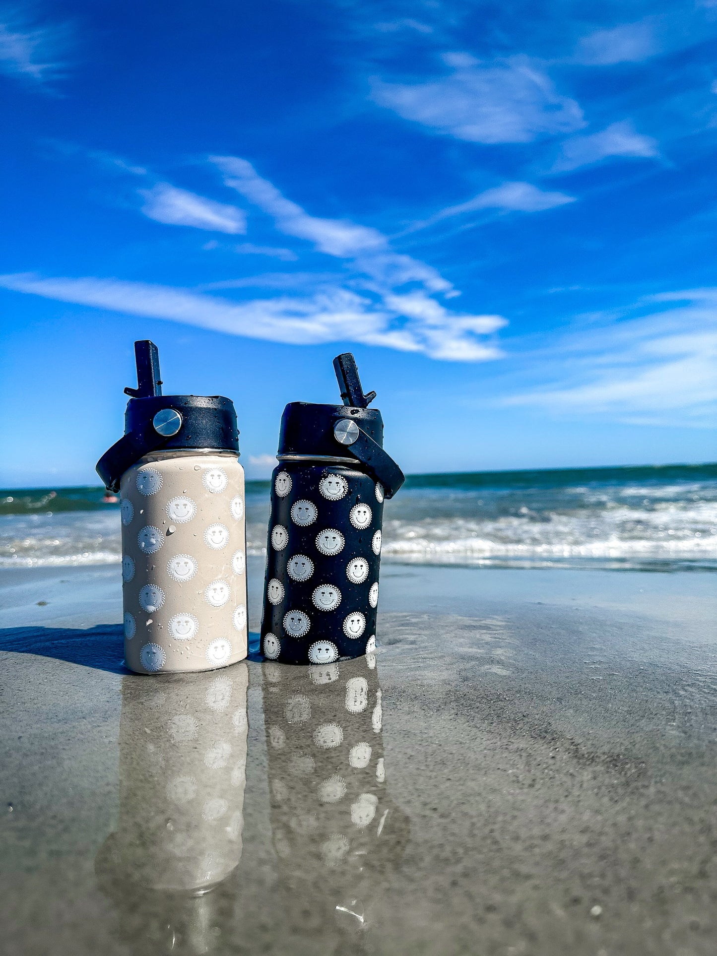 Tan Summer Smiley Check Water Bottle